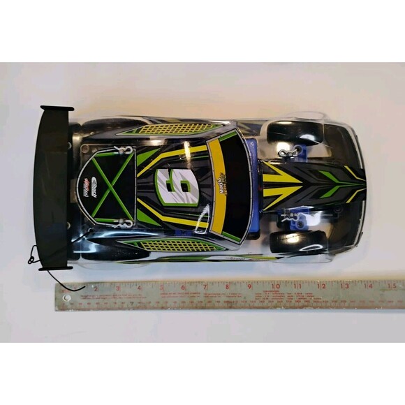 Maisto Tech R/C Radio Remote Control Street Race Car 49 MHz - No Remote - Picture 9 of 9